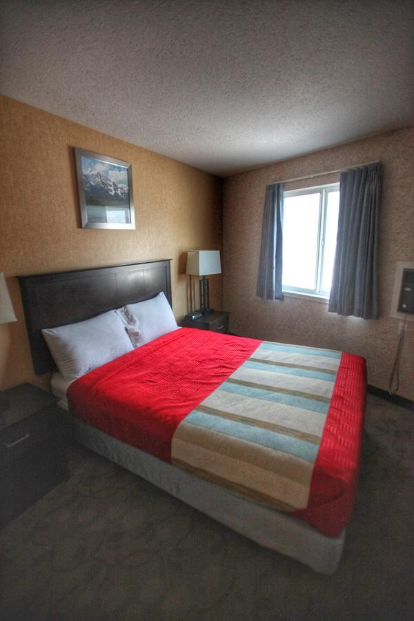 Best Budget Inn & Suites Kamloops Bagian luar foto